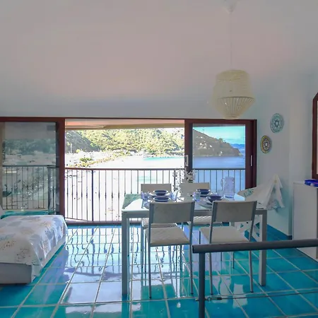 度假居 1 Bedroom Stunning In *