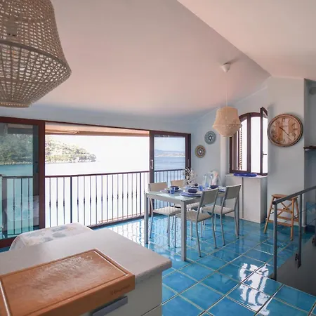 1 Bedroom Stunning In