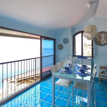 1 Bedroom Stunning In