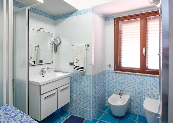 1 Bedroom Stunning In Semesterbostad Scilla