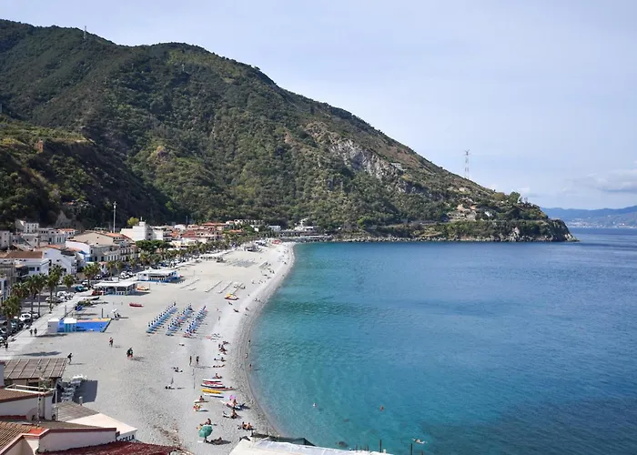 1 Bedroom Stunning In * Scilla