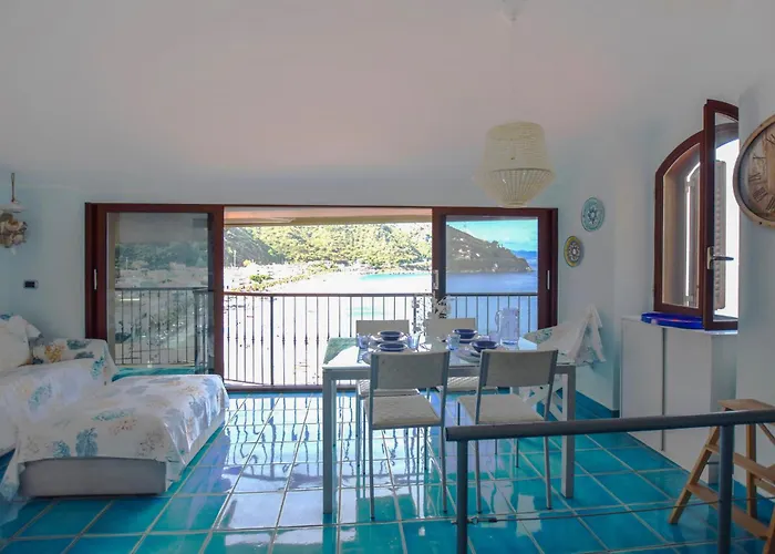 Semesterbostad 1 Bedroom Stunning In *